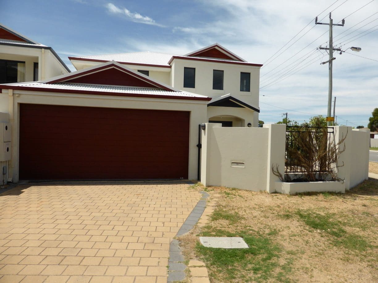 2A Patchett Street, Cloverdale WA 6105, Cloverdale - Image 1
