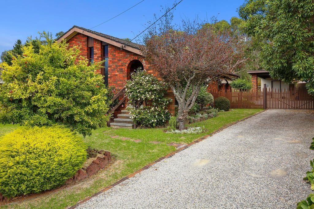 18 Bronwyn Street, Coldstream VIC 3770, Coldstream - Image 1