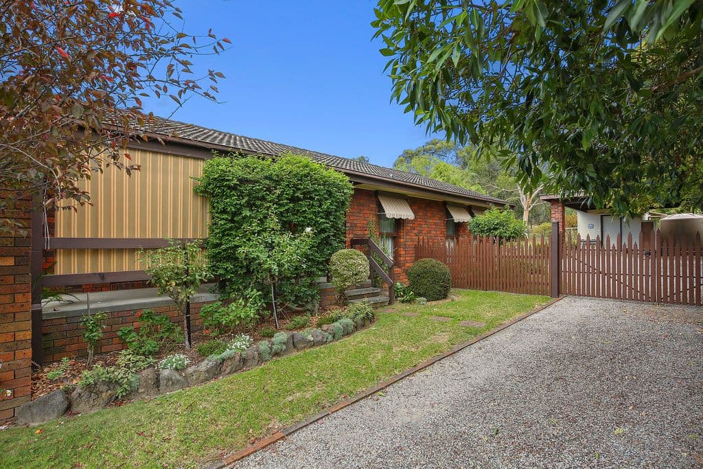 18 Bronwyn Street, Coldstream VIC 3770, Coldstream - Thumbnail 3
