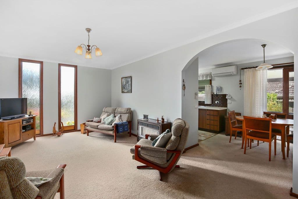 18 Bronwyn Street, Coldstream VIC 3770, Coldstream - Thumbnail 5
