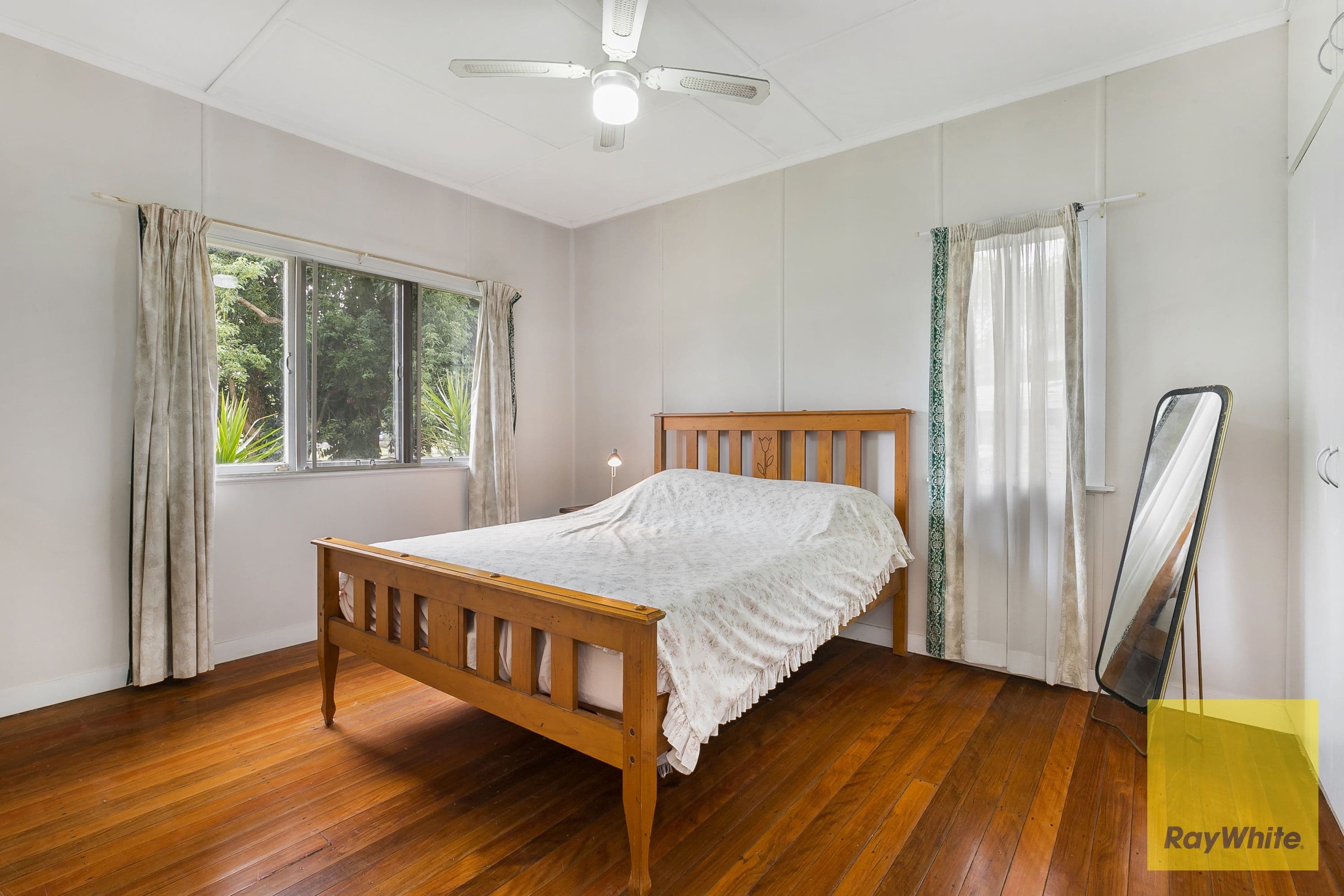 7 Waratah Avenue, Graceville QLD 4075, Graceville - Thumbnail 6
