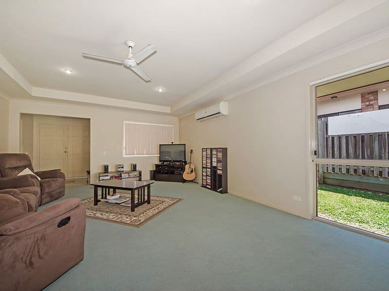 24 Meadowbank Drive, UPPER COOMERA QLD 4209, Upper Coomera - Thumbnail 2