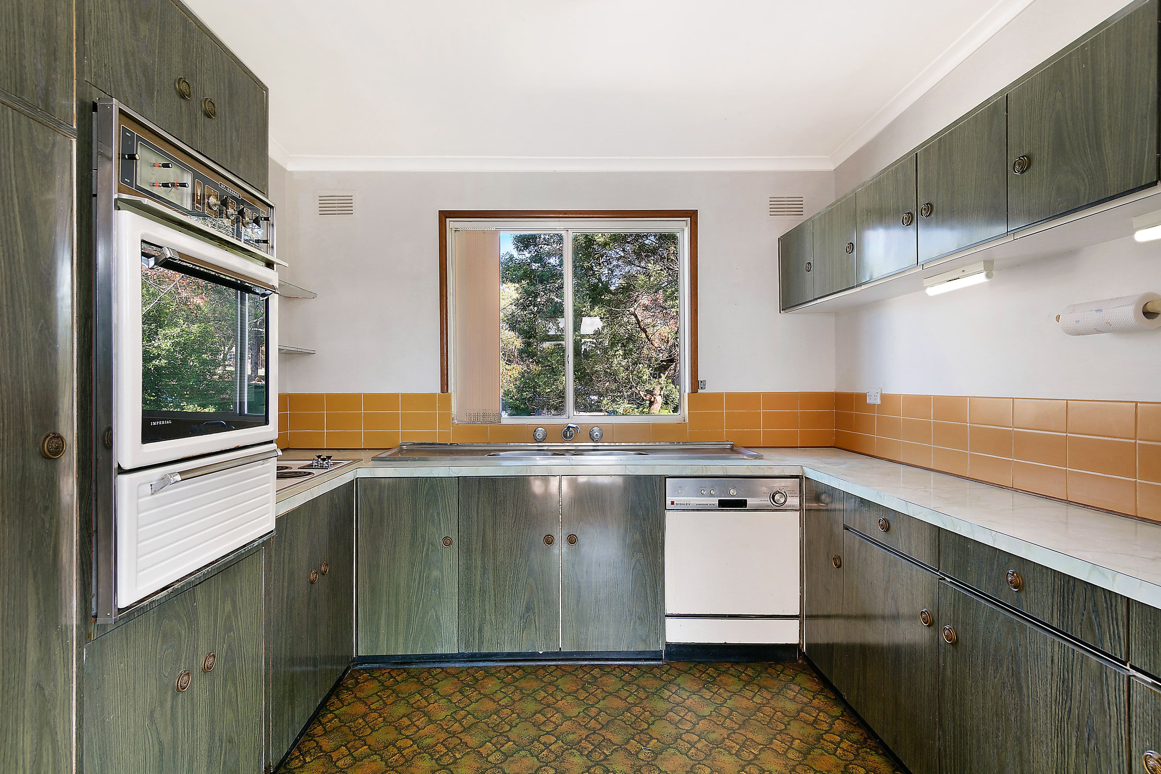 19 Satterley Avenue, Turramurra - Thumbnail 2