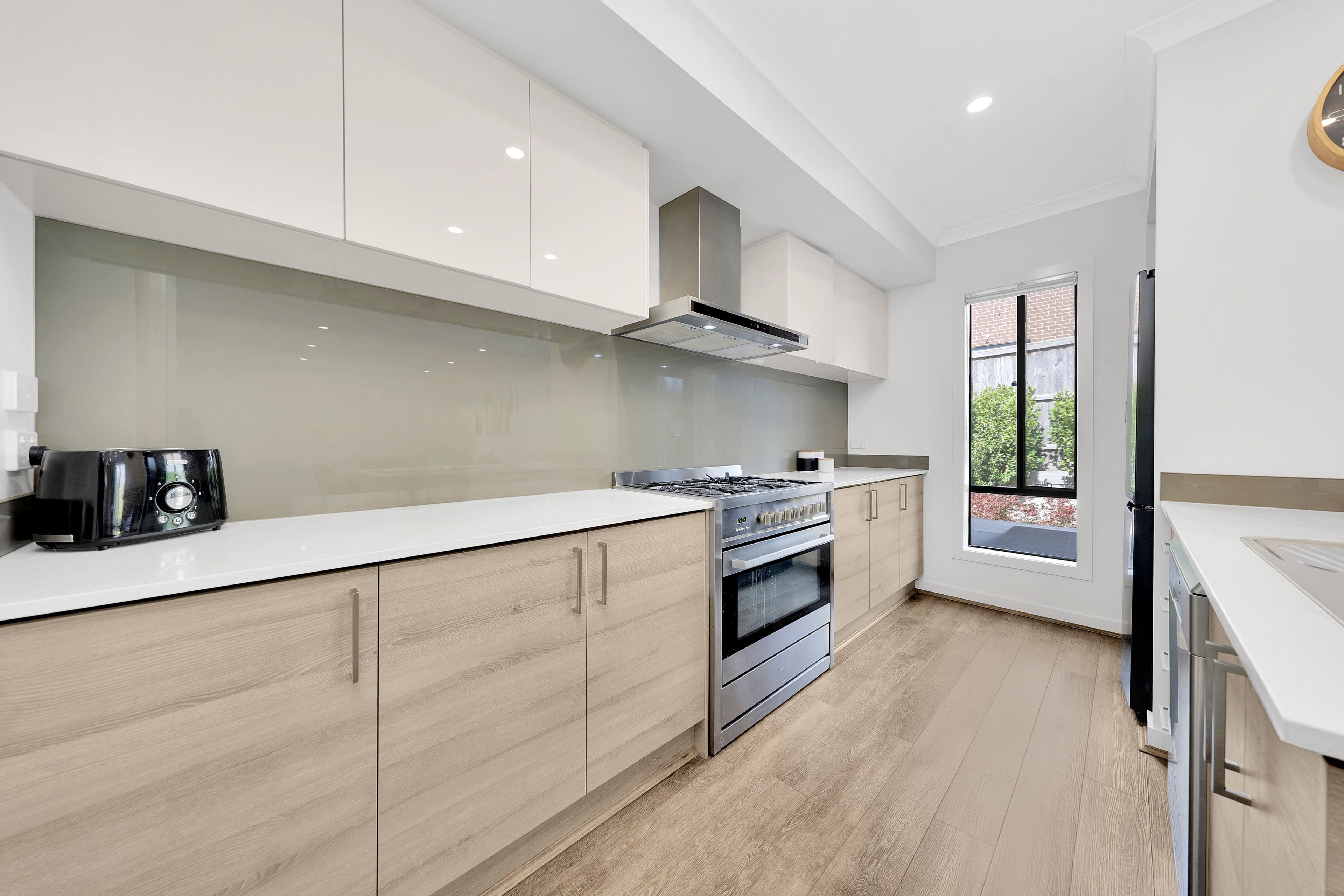 7 Ware Street, Mernda VIC 3754, Mernda - Thumbnail 3