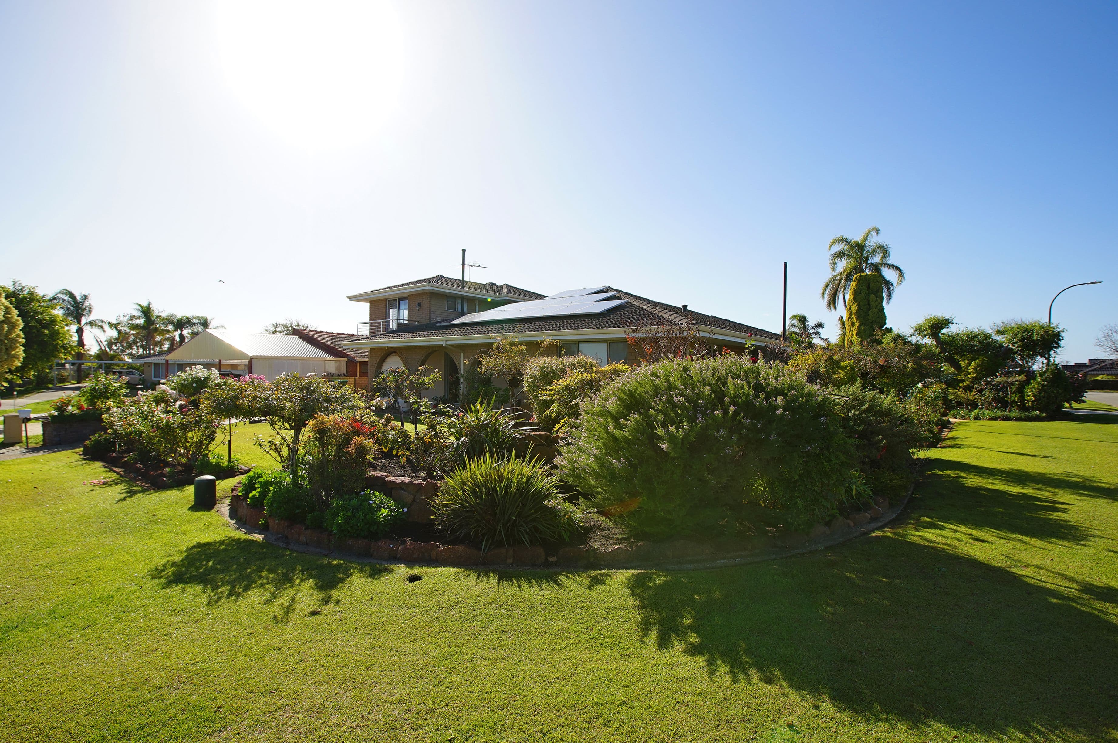13 Monterey Court, Kardinya WA 6163, Kardinya - Thumbnail 2