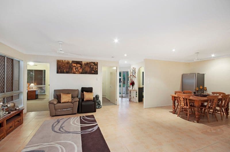 27 Squires Crescent, Kirwan QLD 4817, Kirwan - Thumbnail 2