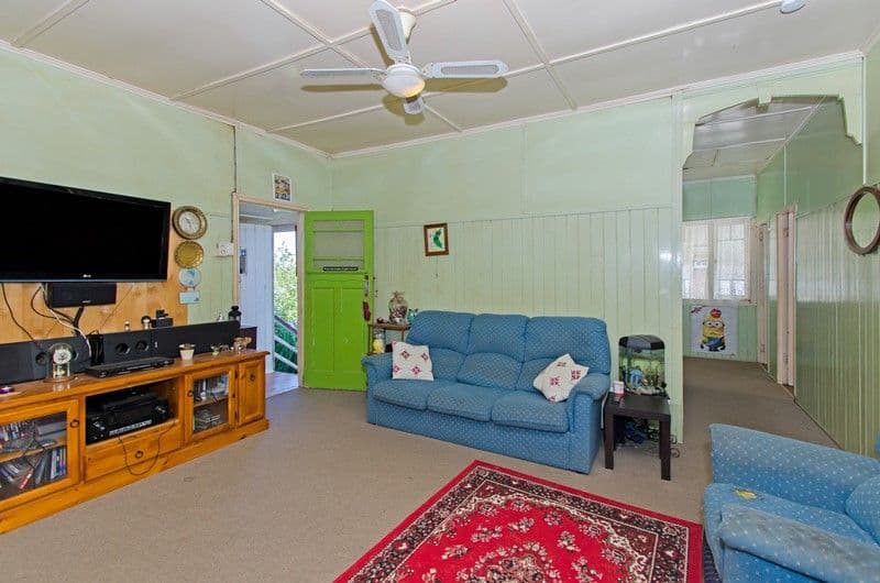 13 Shelley Street, BRASSALL QLD 4305, Brassall - Thumbnail 2