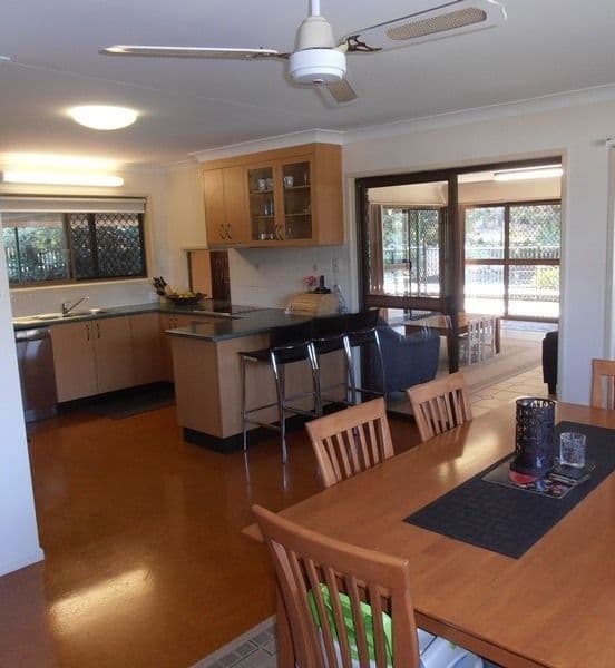 19 Pommer Street, BRASSALL QLD 4305, Brassall - Thumbnail 5