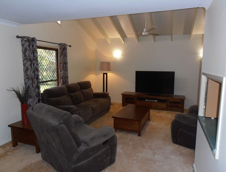 19 Pommer Street, BRASSALL QLD 4305, Brassall - Thumbnail 7