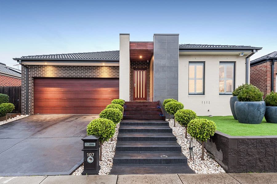 107 Golf View Drive, Craigieburn VIC 3064, Craigieburn - Image 1