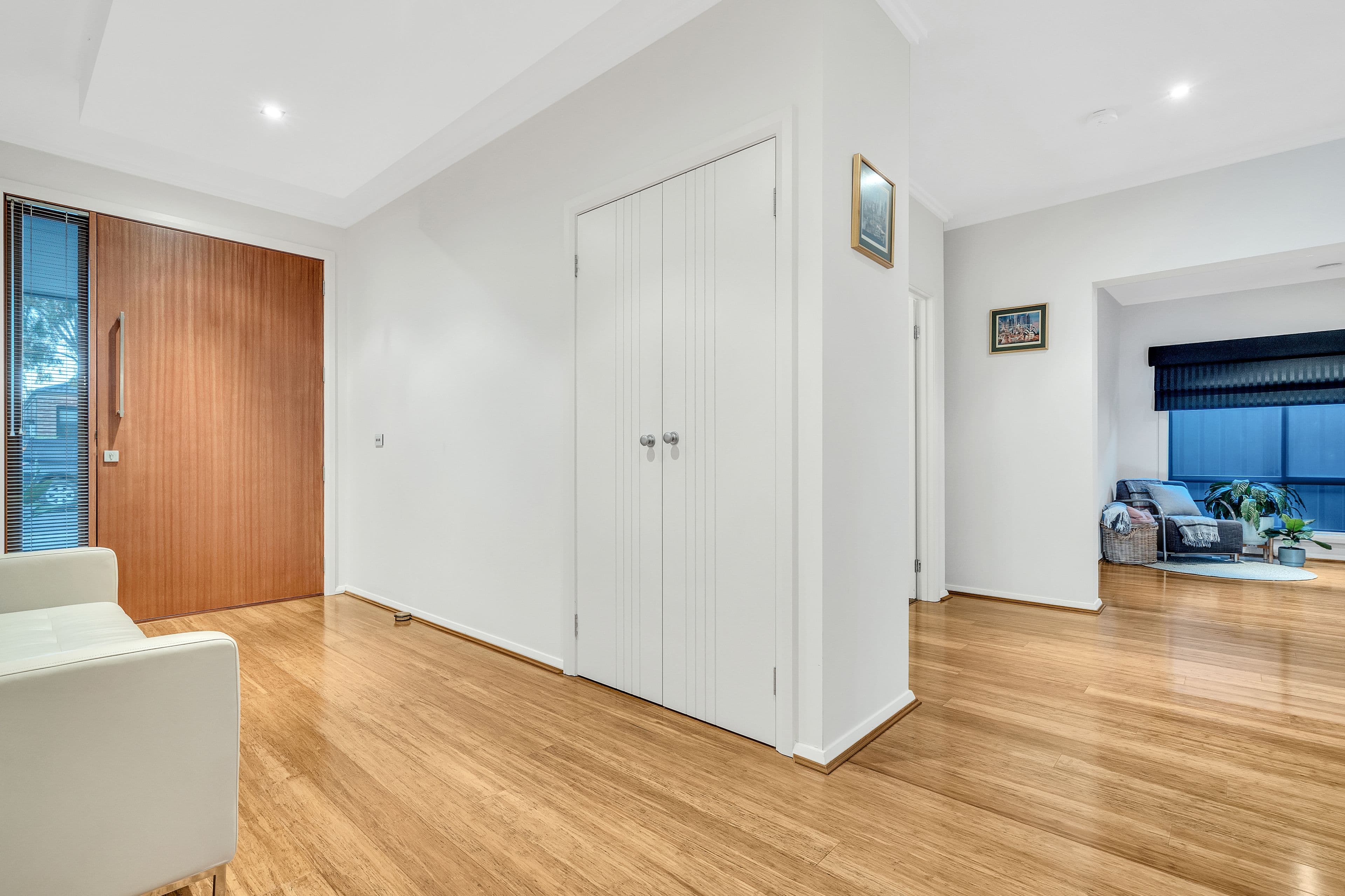 10 Viewside Crescent, Craigieburn VIC 3064, Craigieburn - Thumbnail 5