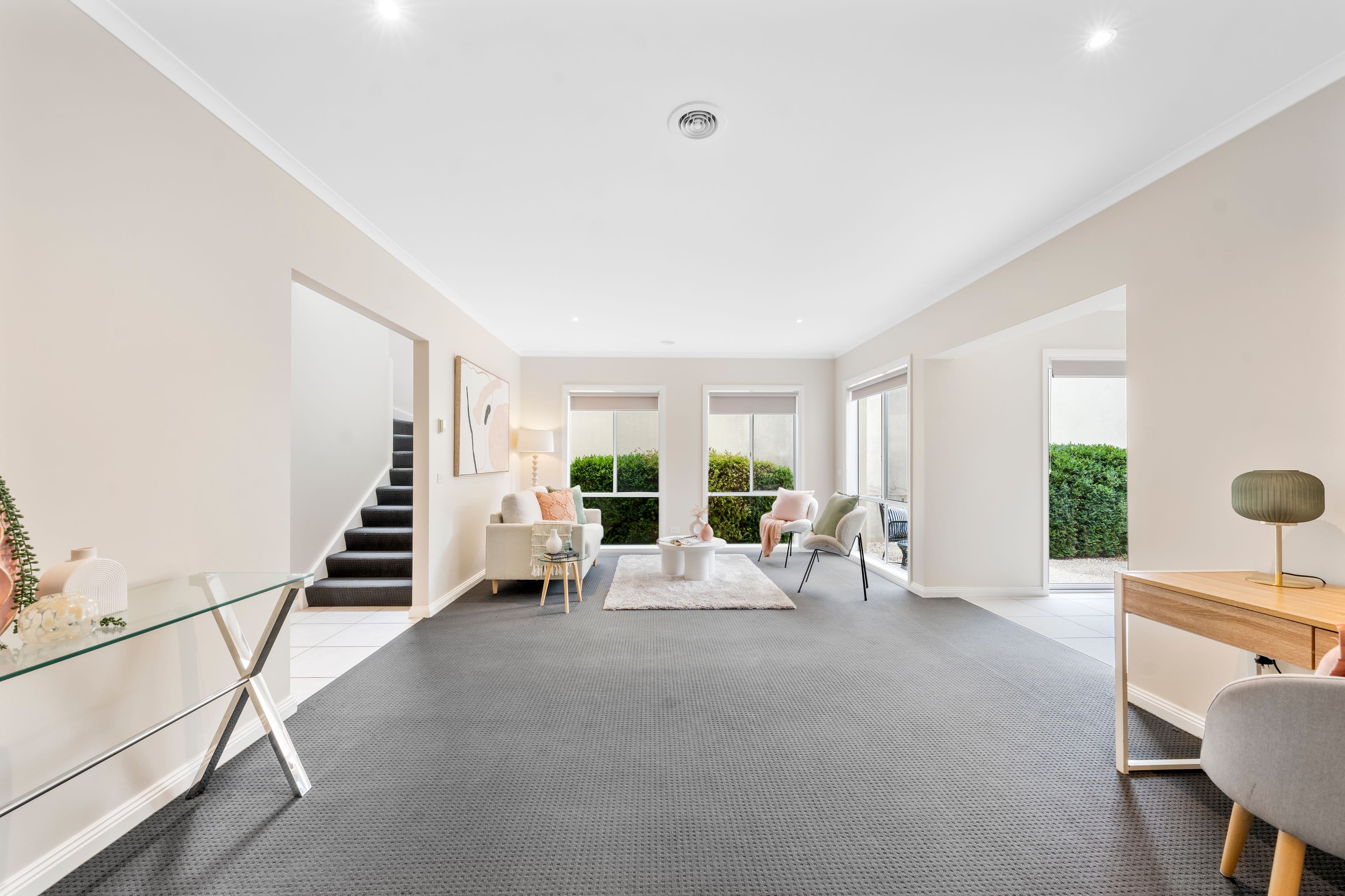 74 Sovereign Manors Crescent, Rowville VIC 3178, Rowville - Thumbnail 2