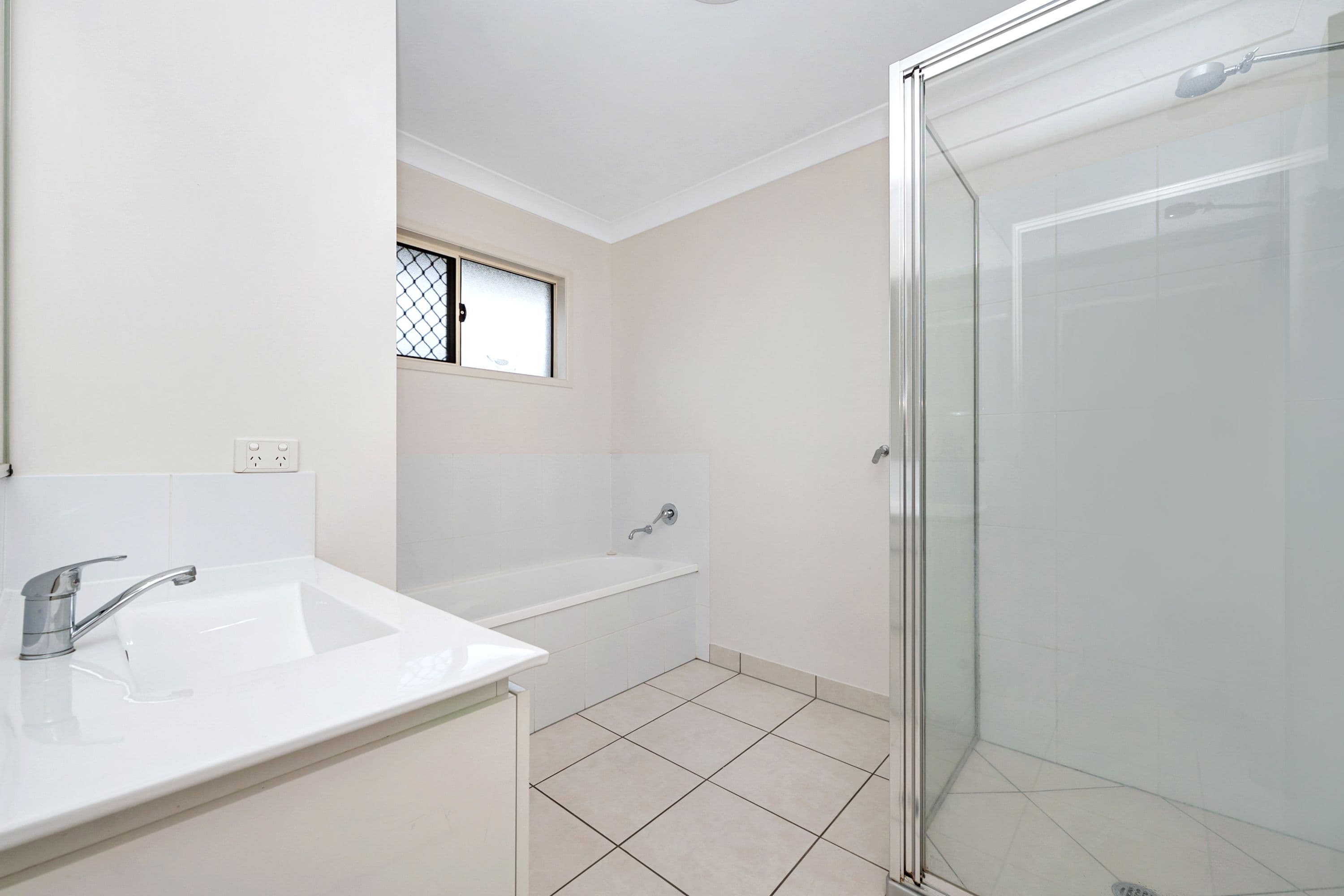 6 Charries Street, Kelso QLD 4815, Kelso - Thumbnail 6