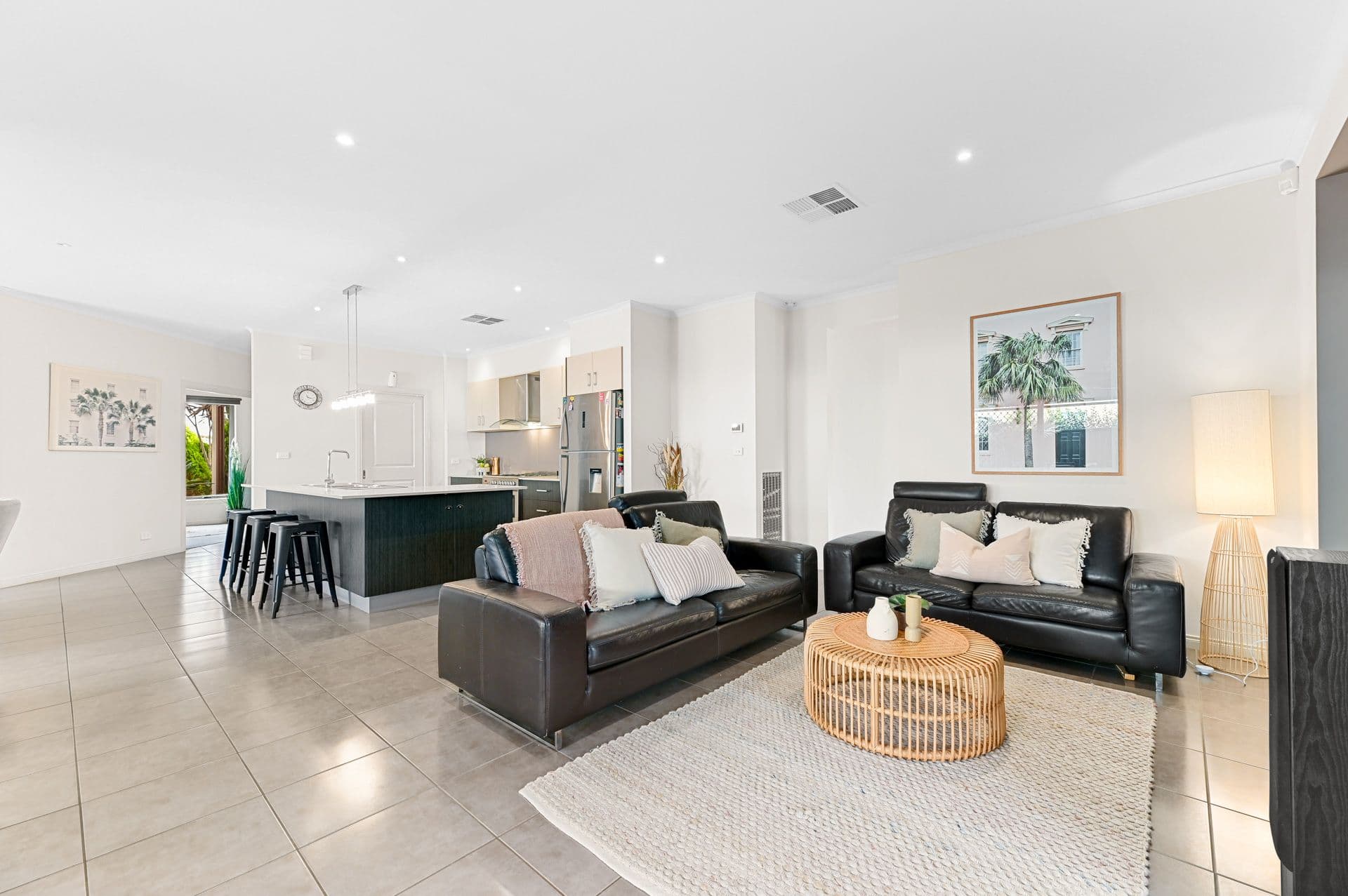 3 Discovery Avenue, Cranbourne North VIC 3977, Cranbourne North - Thumbnail 3