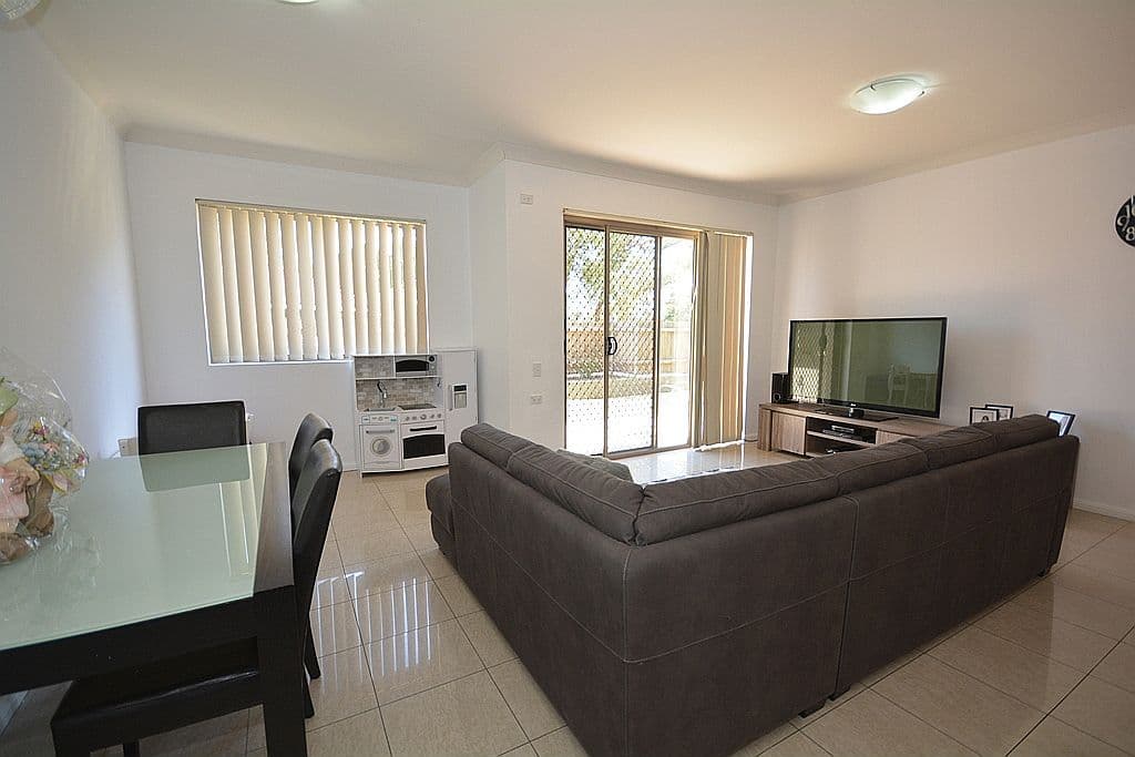 546-556 Woodville Road, Guildford NSW 2161, Guildford - Thumbnail 3