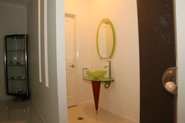 77 Landis Street, McDowall QLD 4053, McDowall - Thumbnail 2
