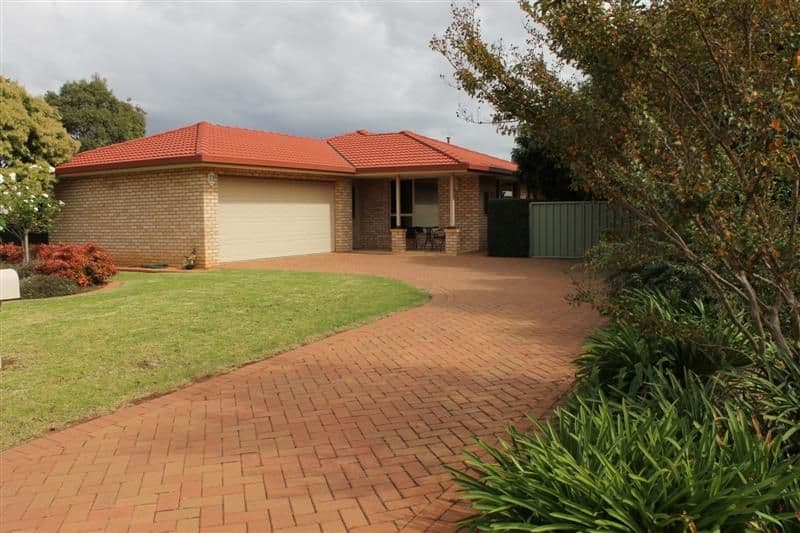 4 Warrego Court, DUBBO NSW 2830, Dubbo - Image 1