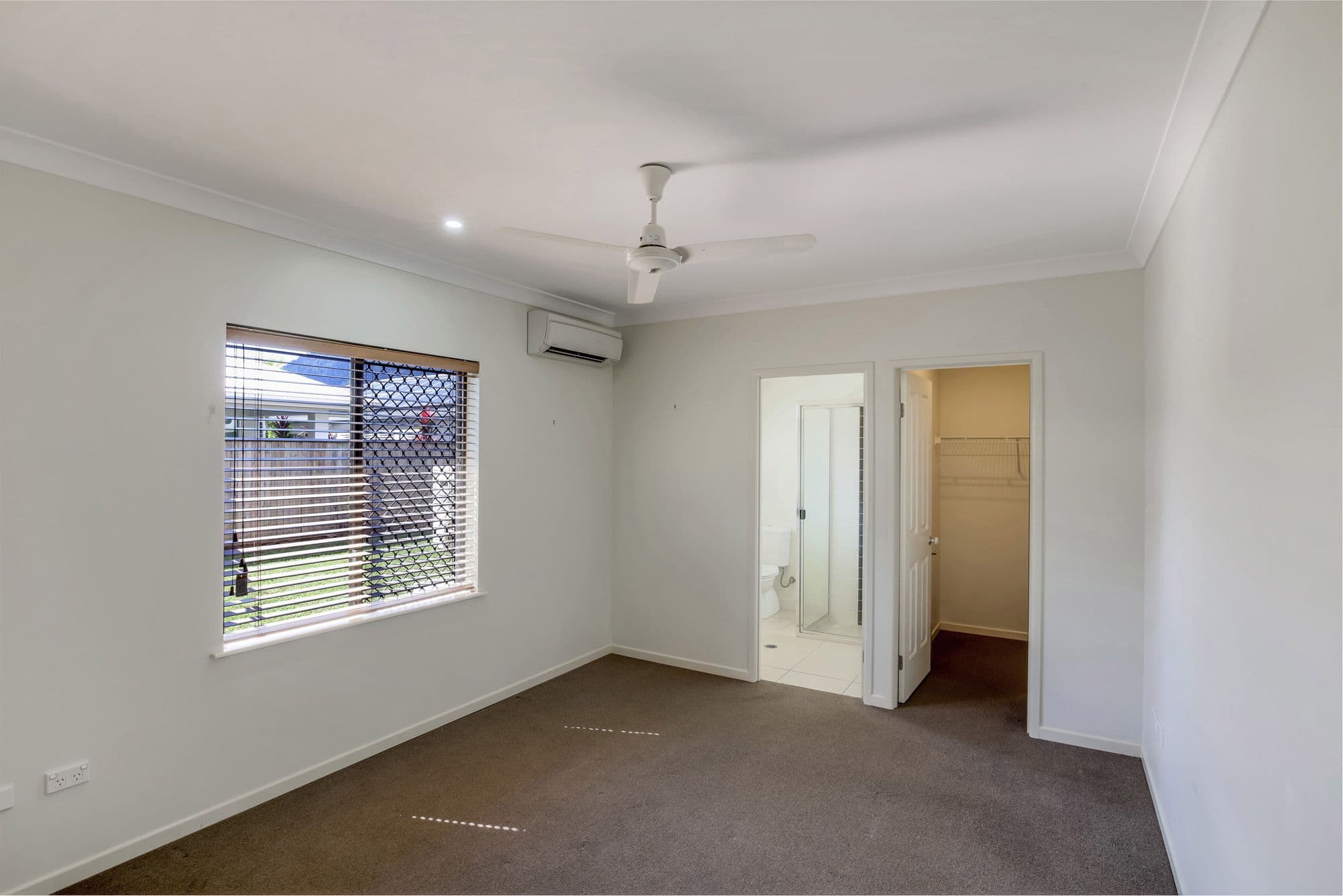 35 Huntley Crescent, Redlynch QLD 4870, Redlynch - Thumbnail 6