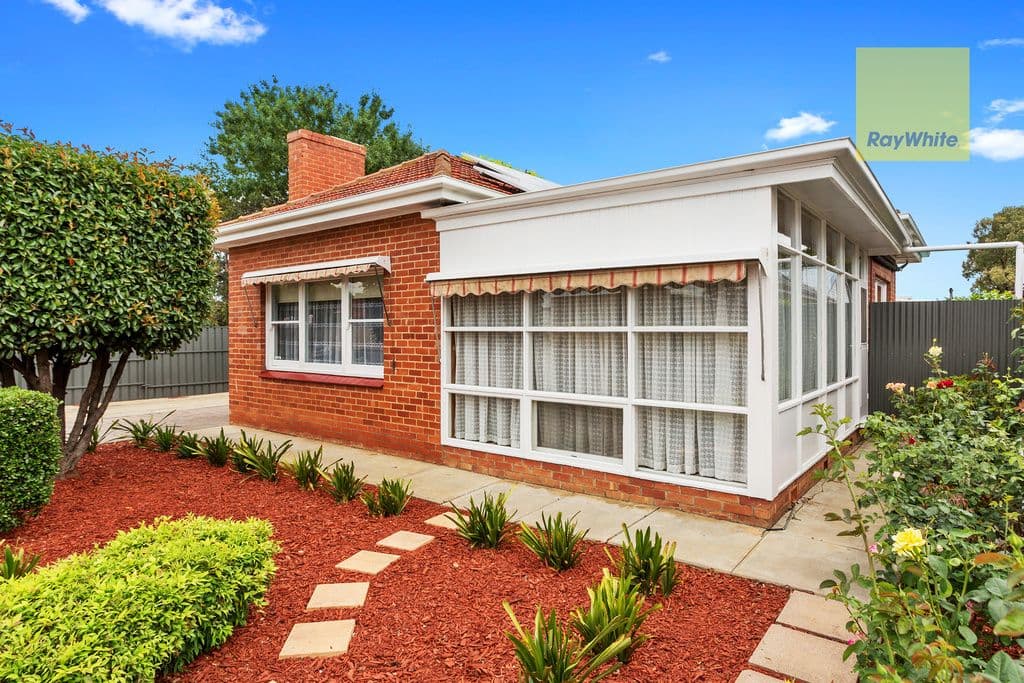 92 Morphett Road, Glengowrie SA 5044, Glengowrie - Thumbnail 2