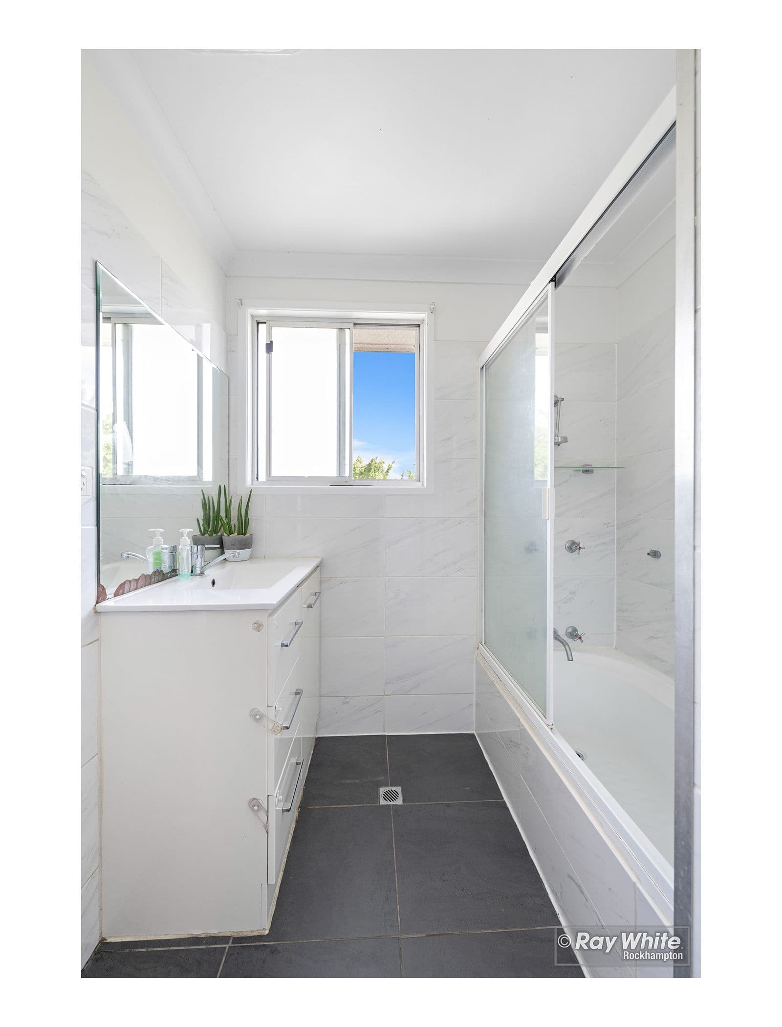 19 Pearson Street, West Rockhampton QLD 4700, West Rockhampton - Thumbnail 8