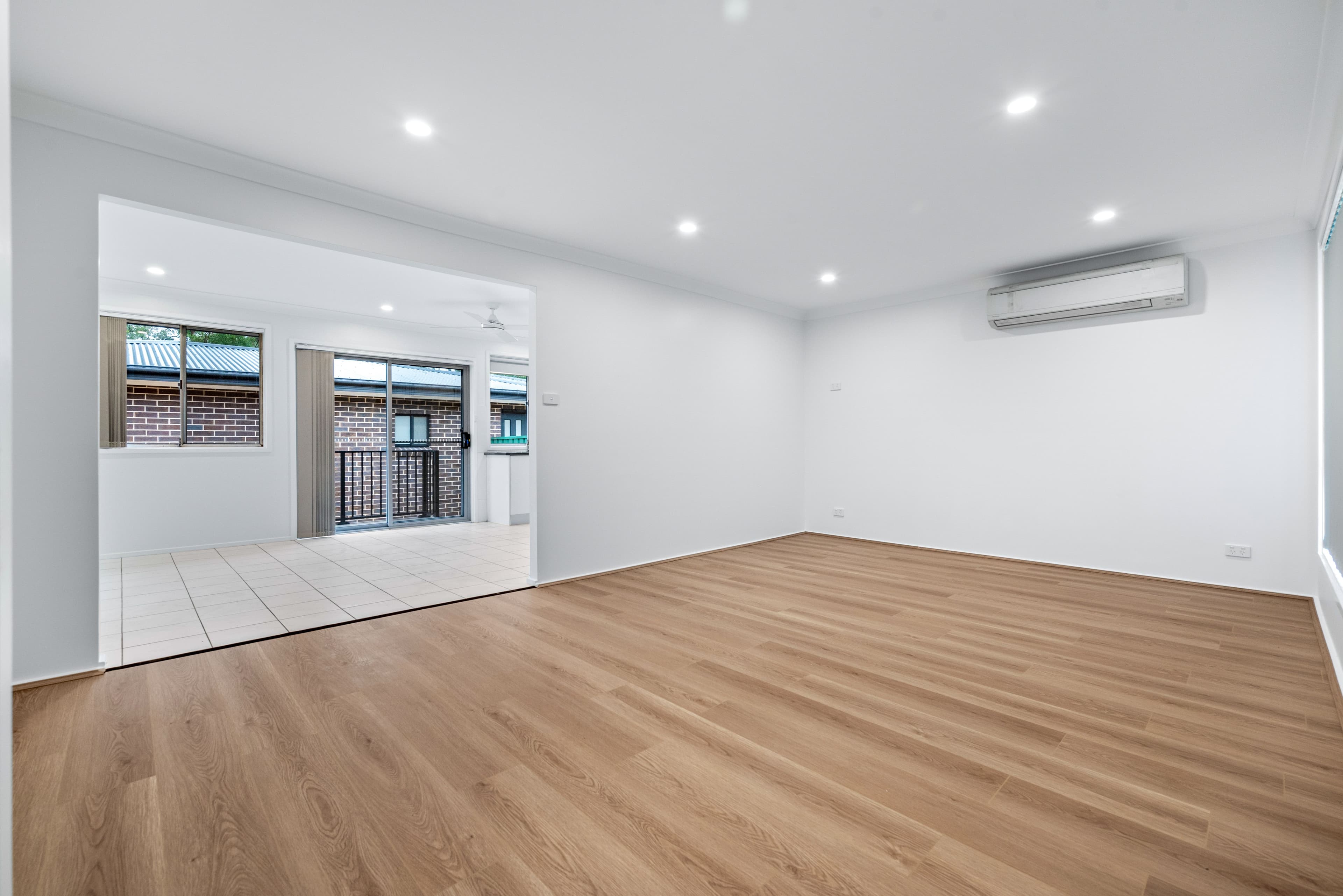 8 Akuna Avenue, Bradbury NSW 2560, Bradbury - Thumbnail 4