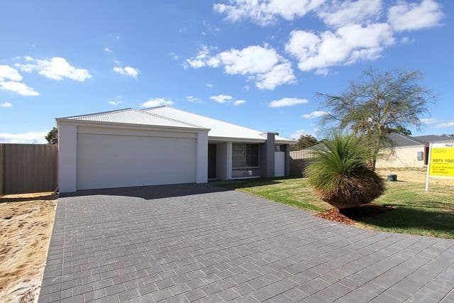 27 Hurd Road, BULLSBROOK WA 6084, Bullsbrook - Image 1