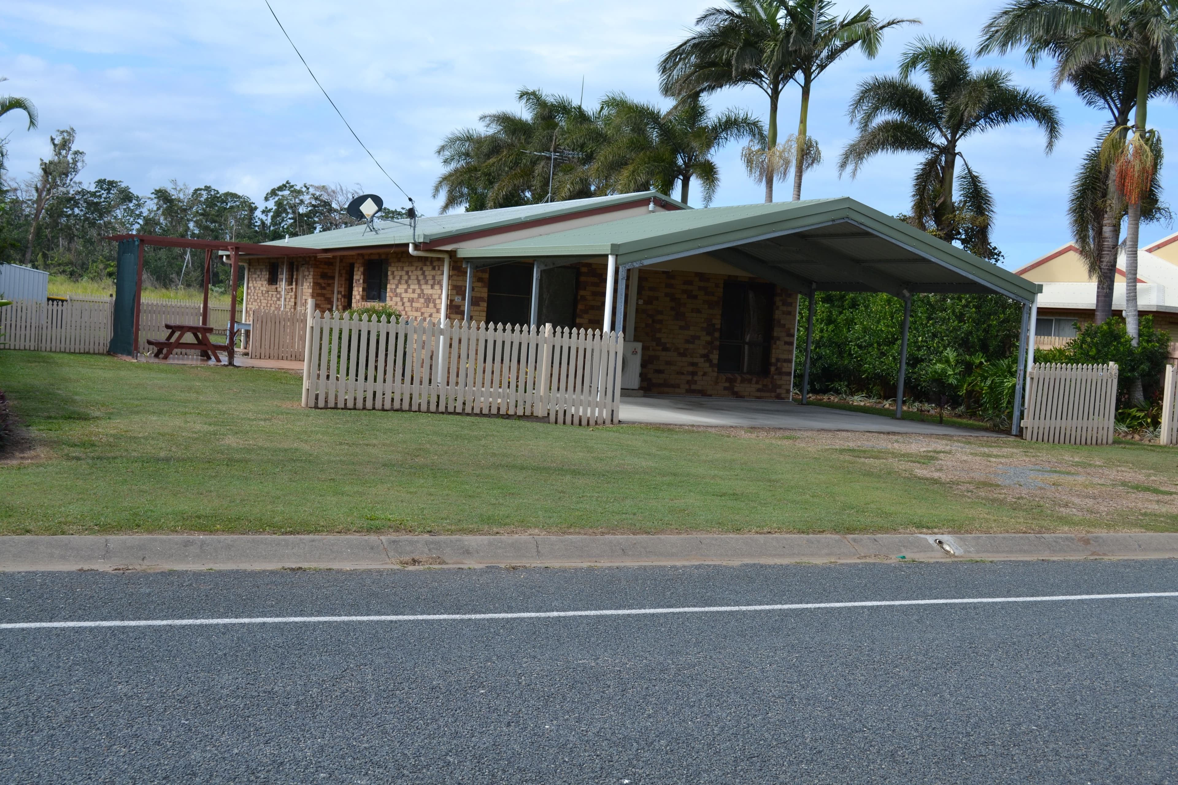 35 Bundesen Avenue, Midge Point QLD 4799, Midge Point - Thumbnail 2