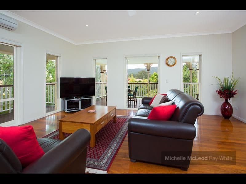 8 Kagoola Close, CHAPEL HILL QLD 4069, Chapel Hill - Thumbnail 6