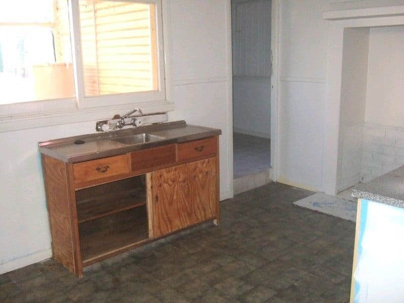 484 Lane Street, BROKEN HILL NSW 2880, Broken Hill - Thumbnail 5