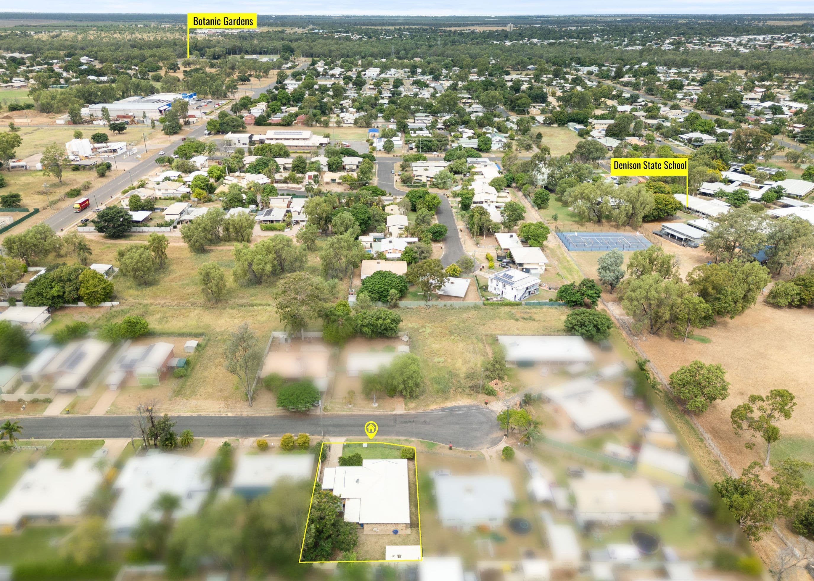 10 Wilby Place, Emerald QLD 4720, Emerald - Thumbnail 3