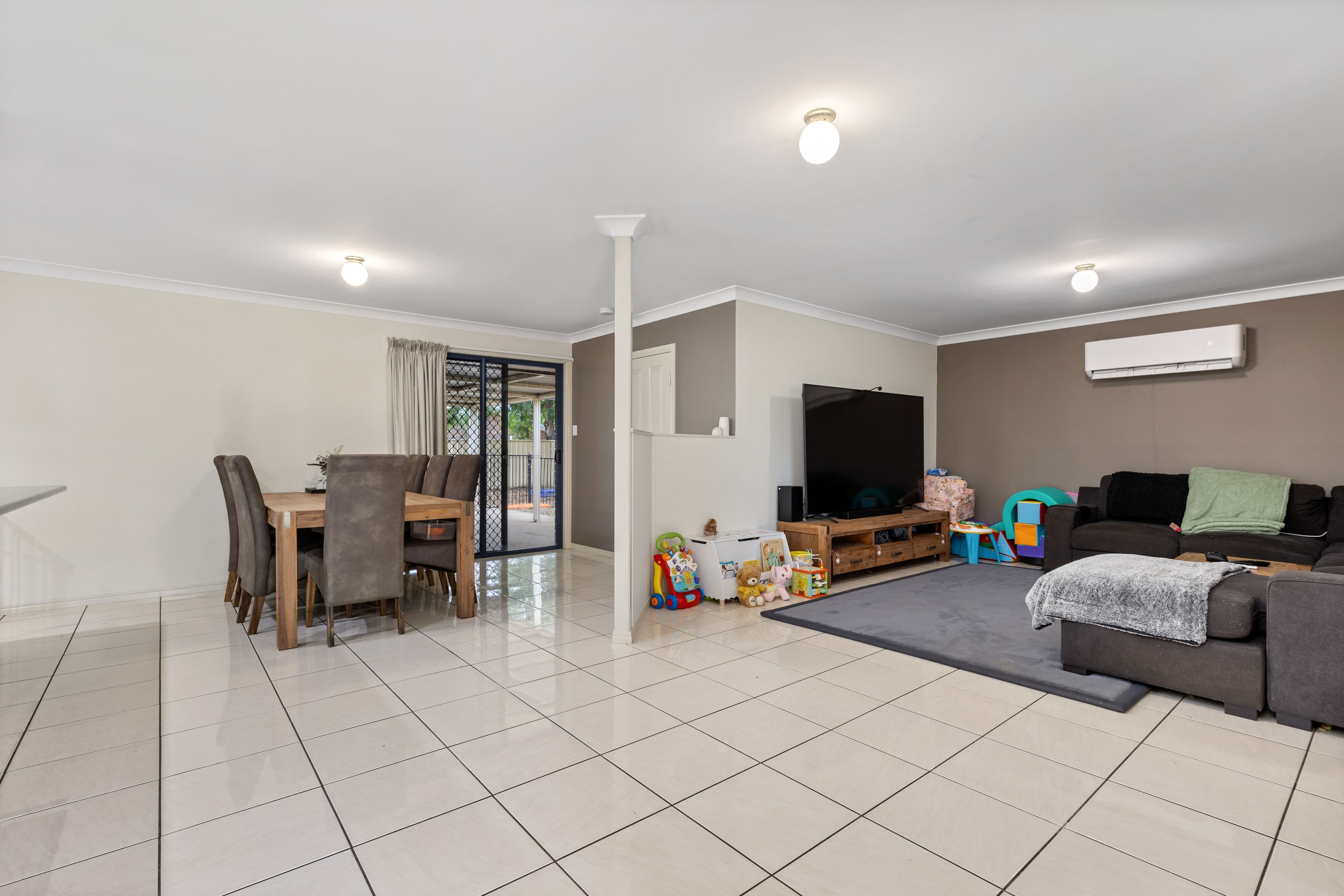10 Wilby Place, Emerald QLD 4720, Emerald - Thumbnail 8