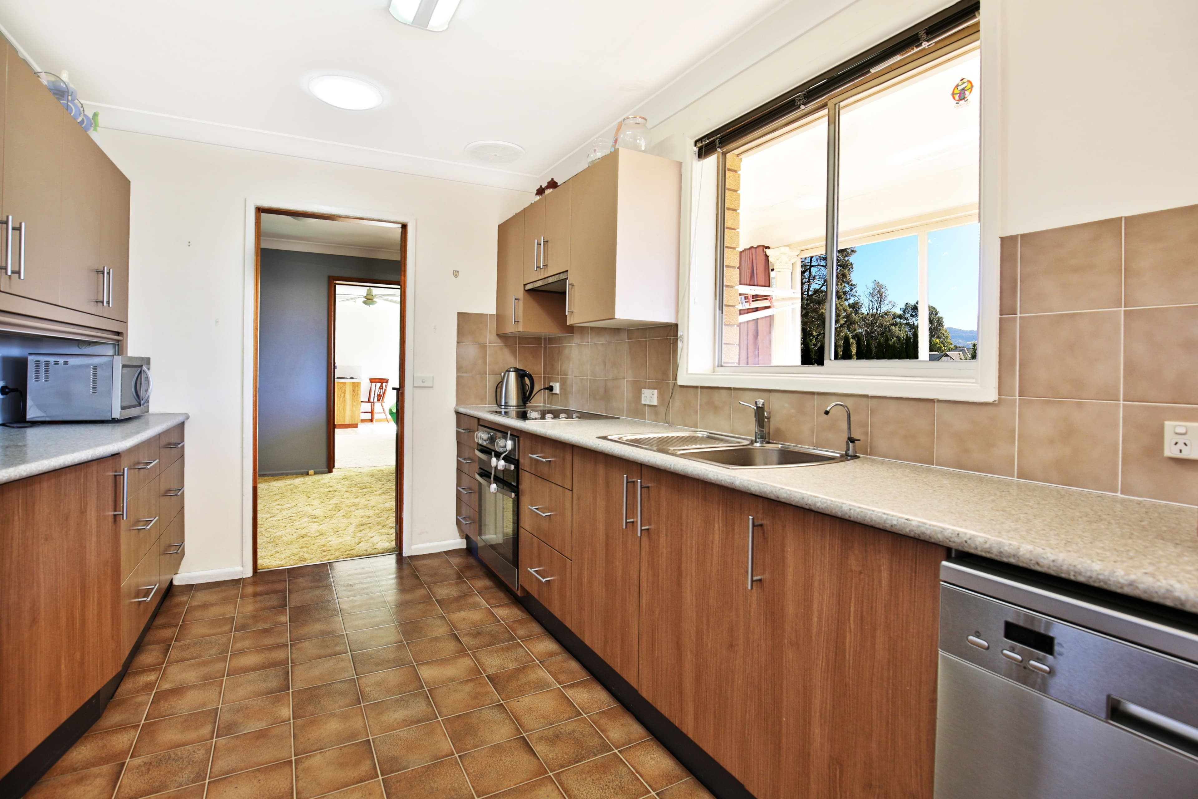 27 Edwards Avenue, Bomaderry - Thumbnail 3