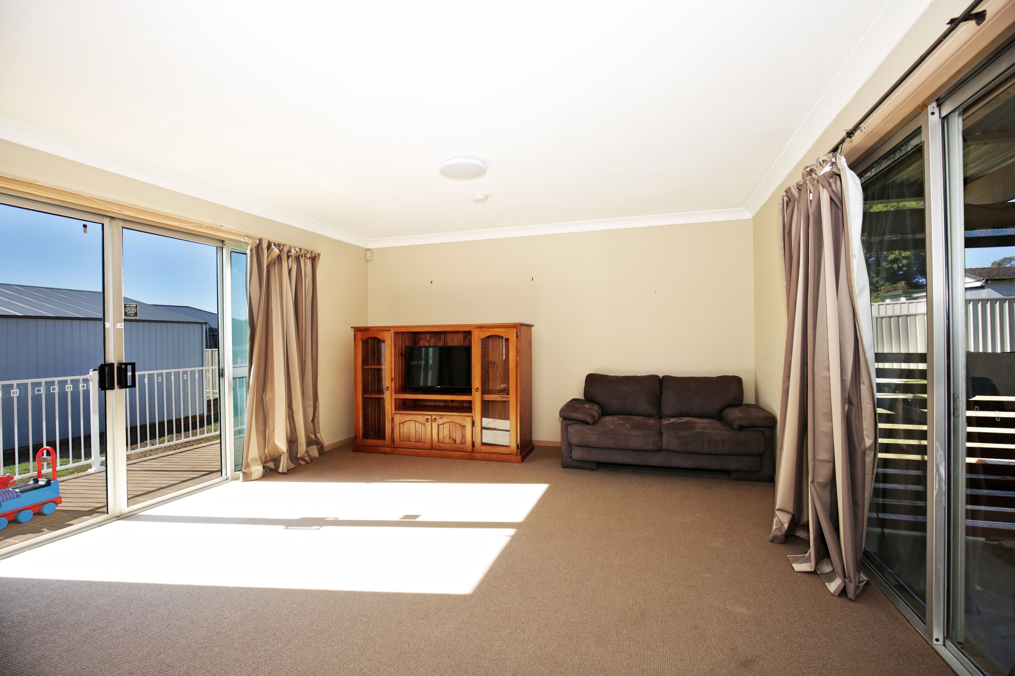 27 Edwards Avenue, Bomaderry - Thumbnail 5