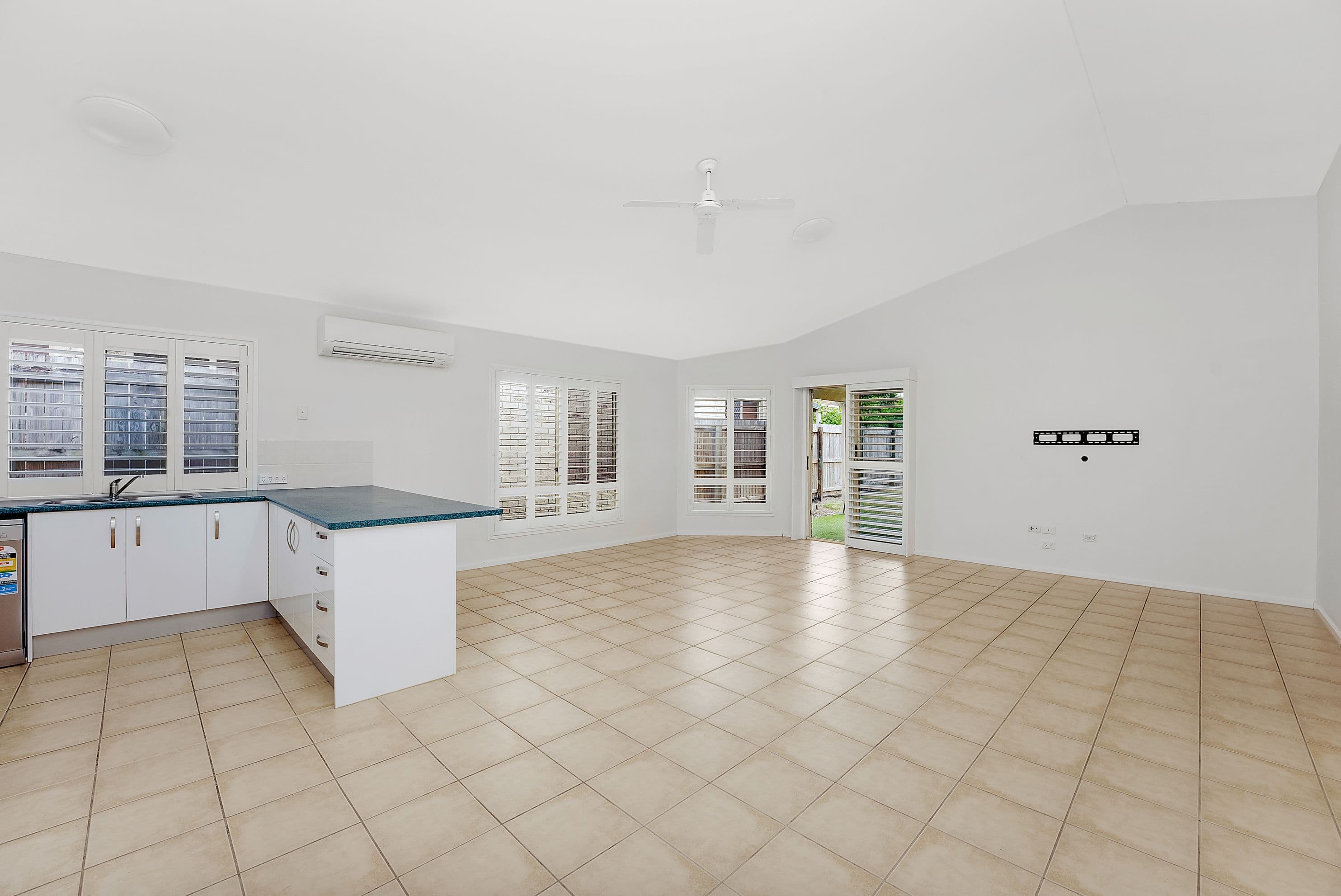 15 Barrier Street, North Lakes QLD 4509, North Lakes - Thumbnail 2
