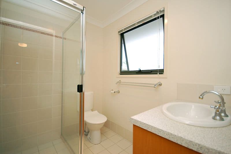 15  Grosvenor Street, YEERONGPILLY QLD 4105, Yeerongpilly - Thumbnail 5