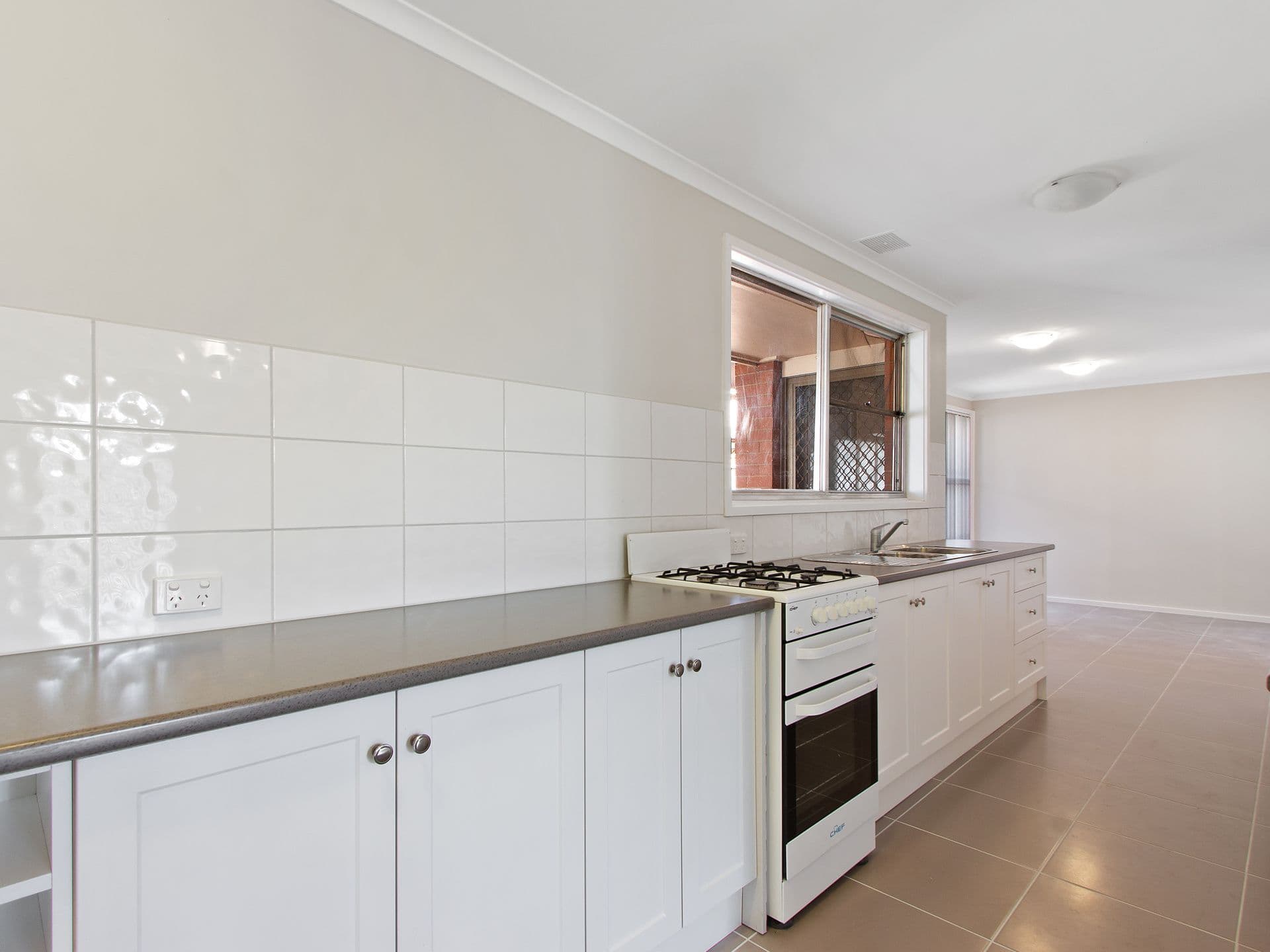 11 Skermer Avenue, Seymour VIC 3660, Seymour - Thumbnail 6