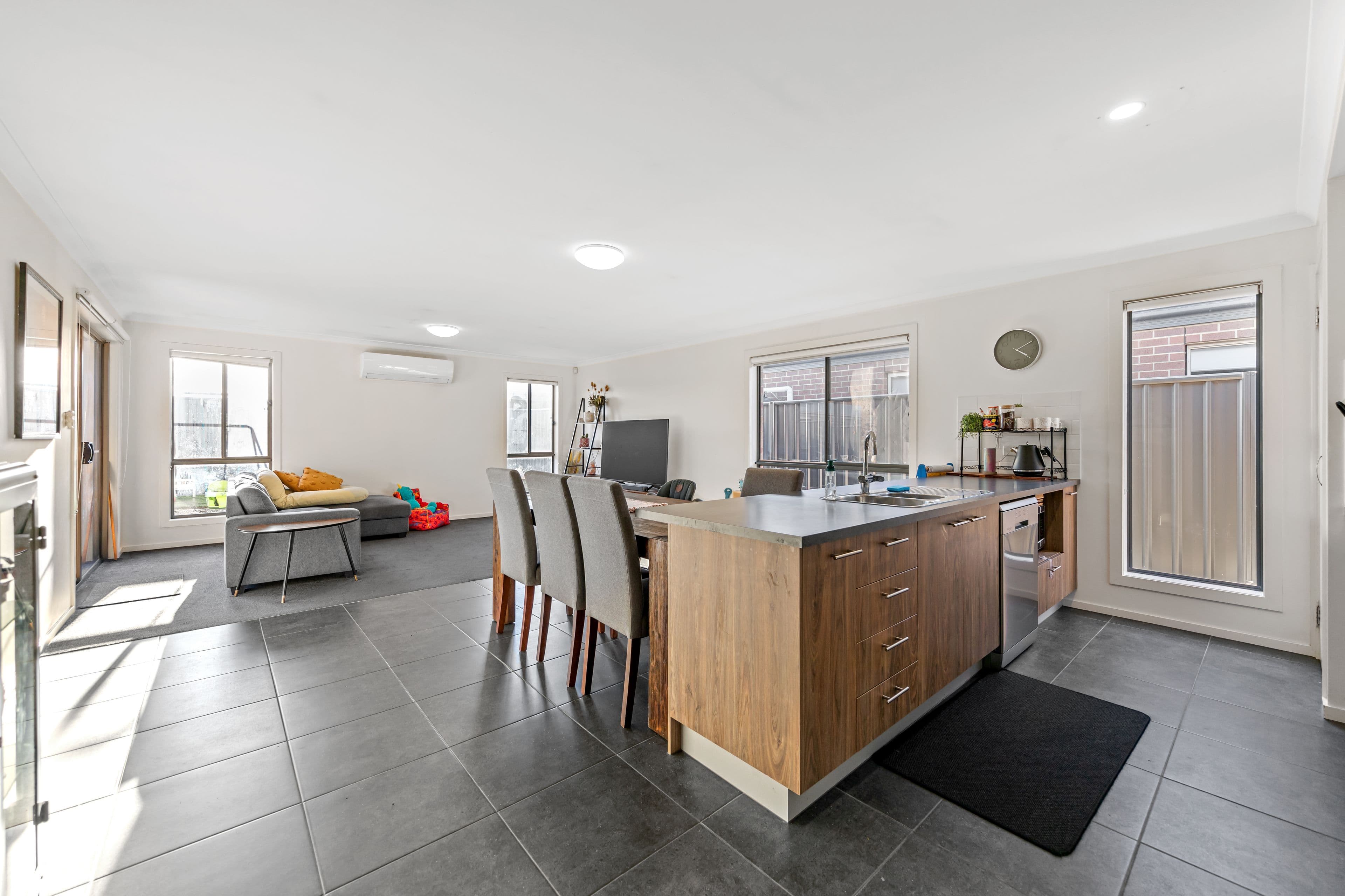 232 President Avenue, Andrews Farm SA 5114, Andrews Farm - Thumbnail 4