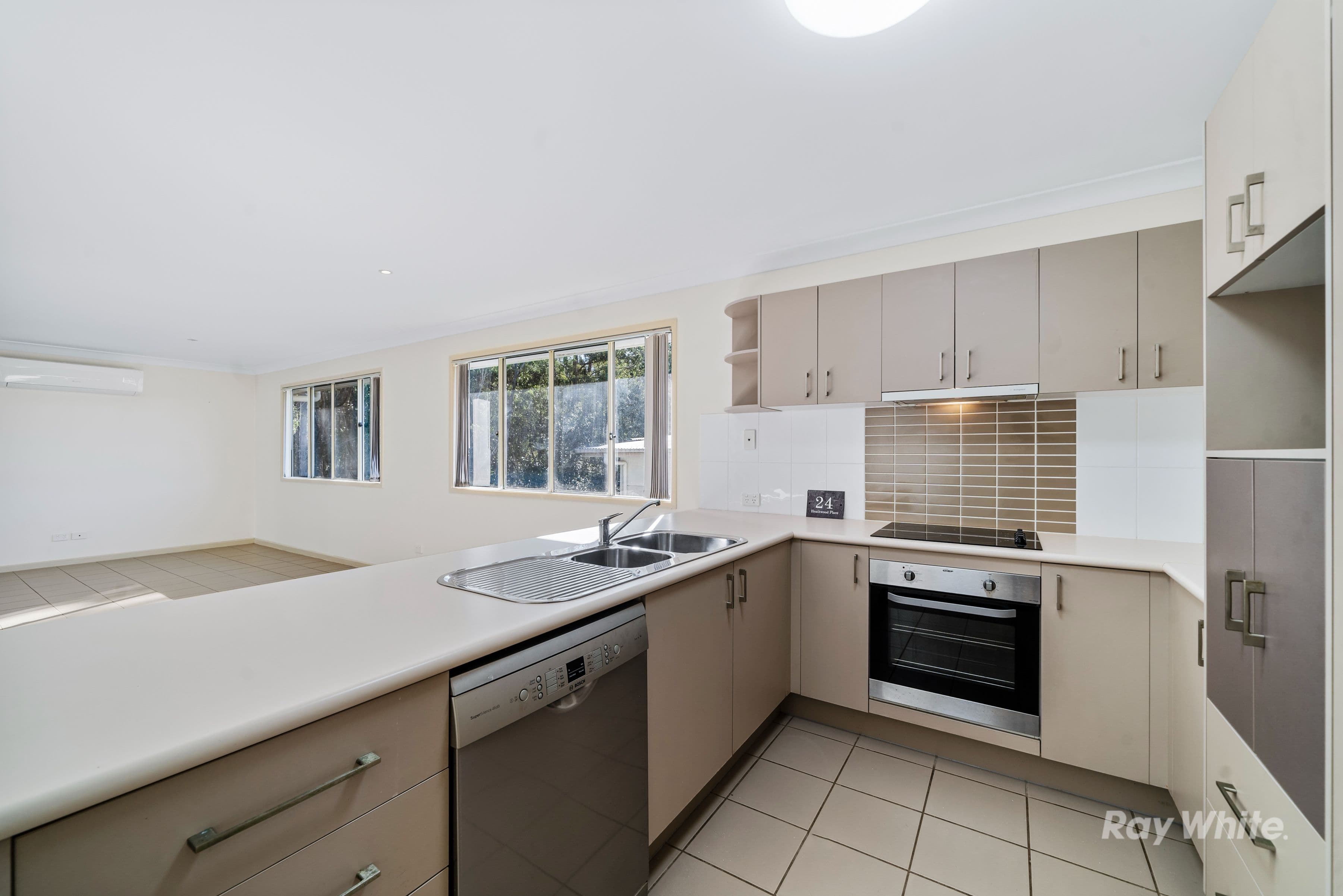 24 Heathwood Place, Collingwood Park QLD 4301, Collingwood Park - Thumbnail 3