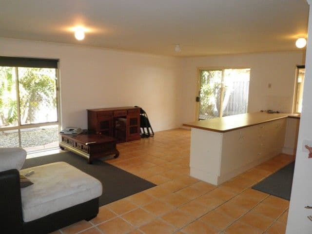 11 Pristine Court, VARSITY LAKES QLD 4227, Varsity Lakes - Thumbnail 3