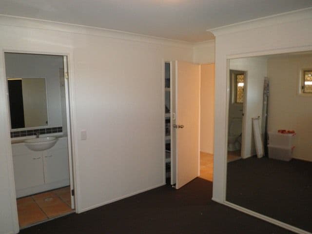11 Pristine Court, VARSITY LAKES QLD 4227, Varsity Lakes - Thumbnail 4