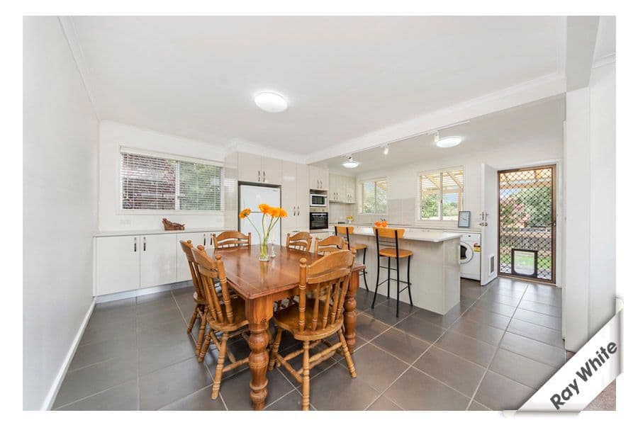 70 Stornaway Road, QUEANBEYAN NSW 2620, Queanbeyan - Thumbnail 4