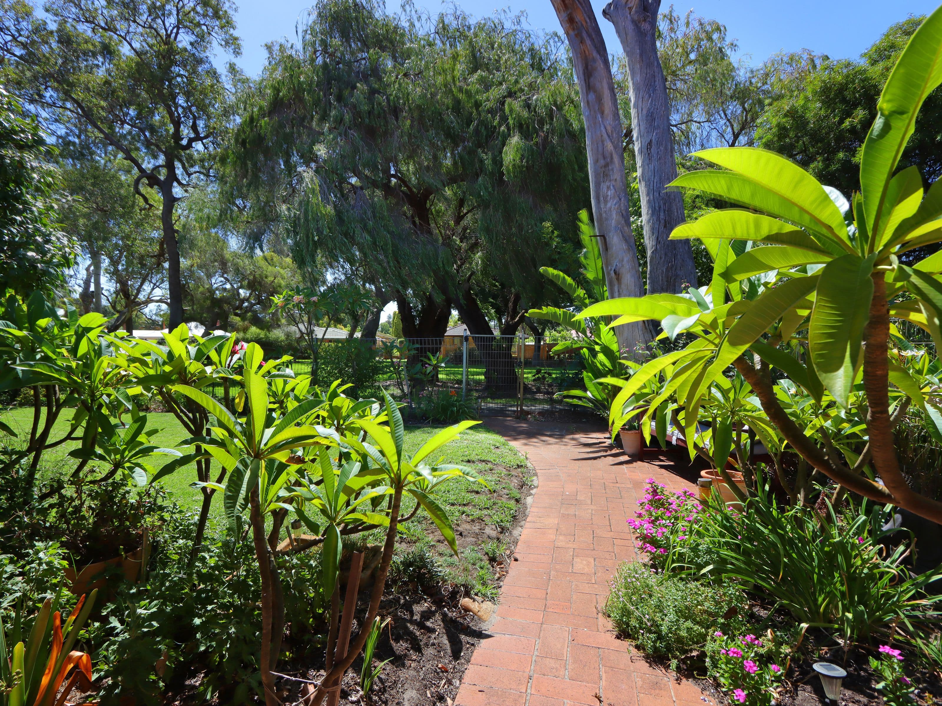 19 Grenadier Drive, Thornlie WA 6108, Thornlie - Image 1