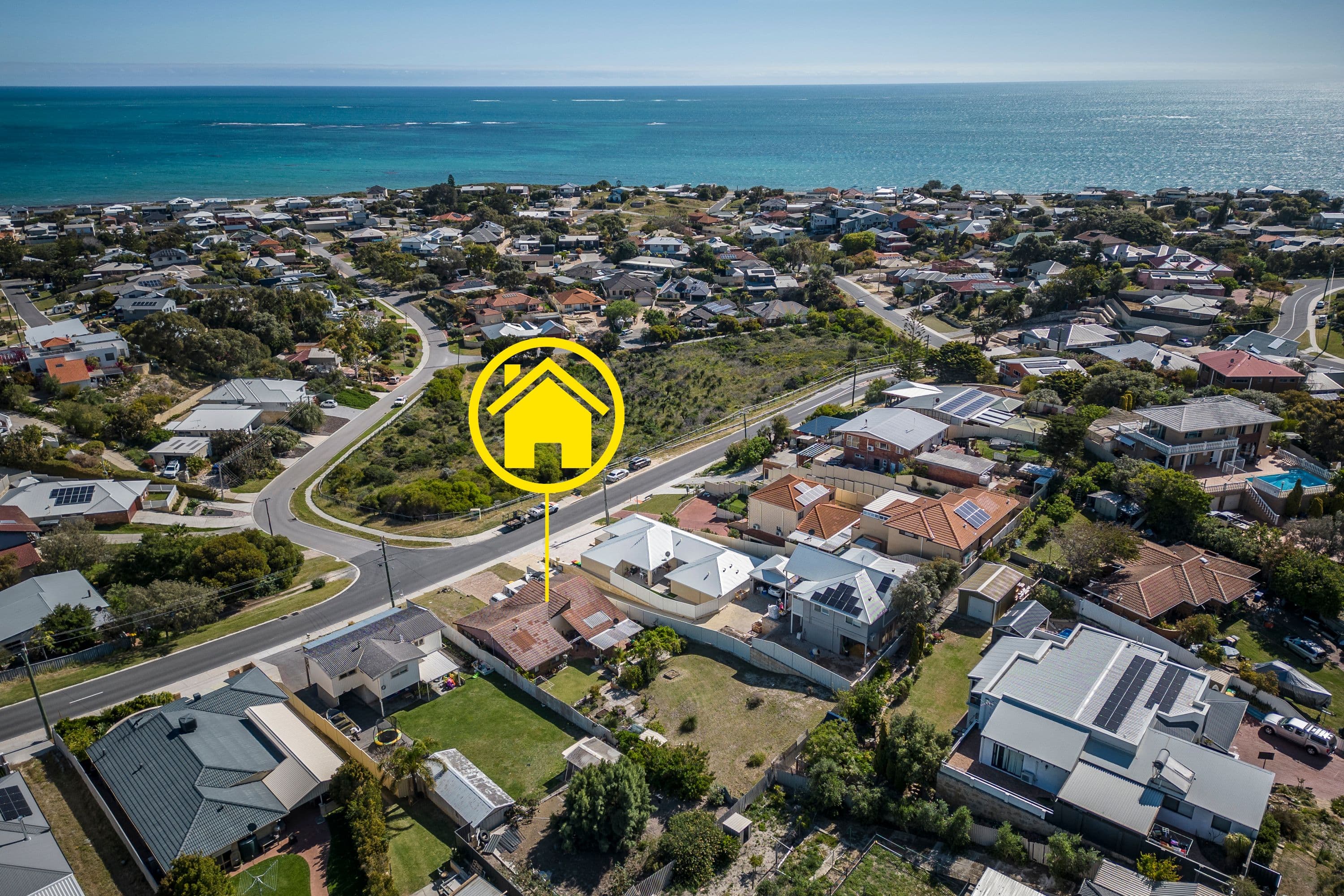 65 Mindarie Drive, Quinns Rocks WA 6030, Quinns Rocks - Thumbnail 2