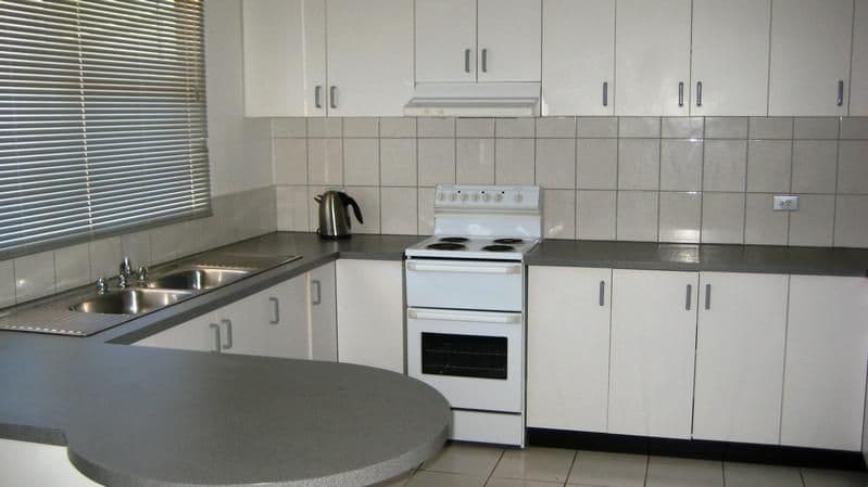 5 Bernhard Street, KATHERINE NT 0850, Katherine South - Thumbnail 2