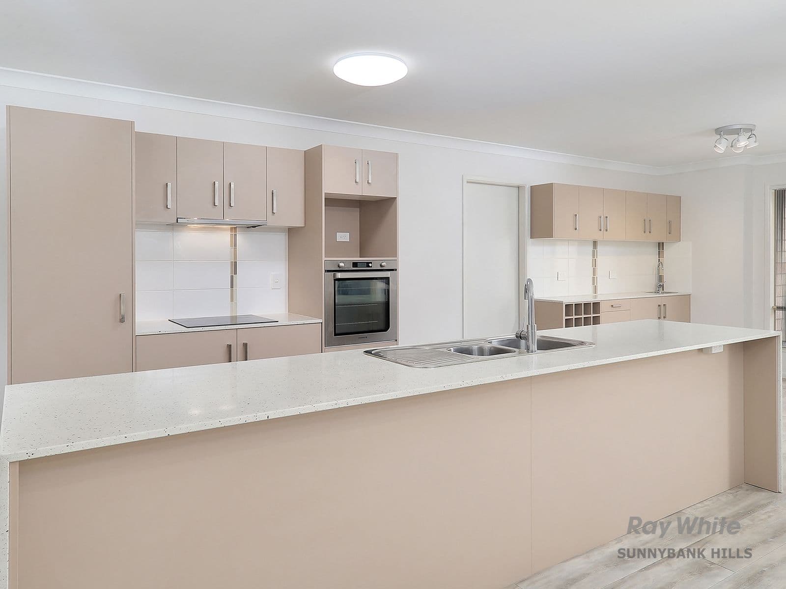 14 Johnstone Place, Riverview QLD 4303, Riverview - Thumbnail 6