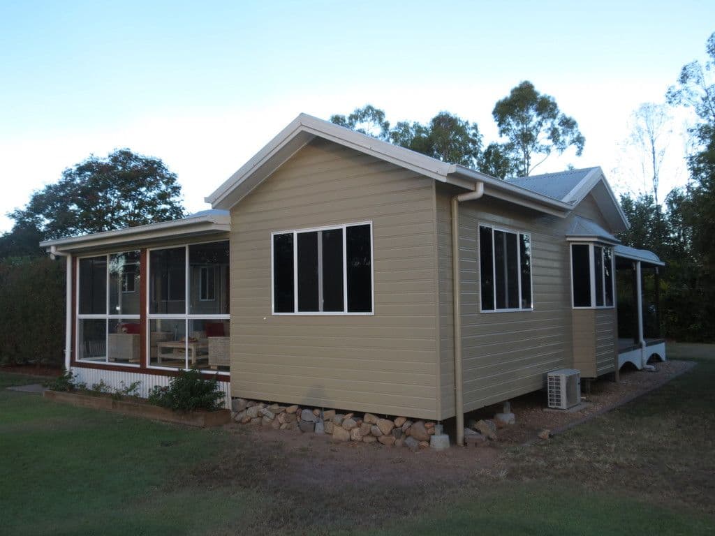 49 Slack Drive, Emerald QLD 4720, Emerald - Thumbnail 2