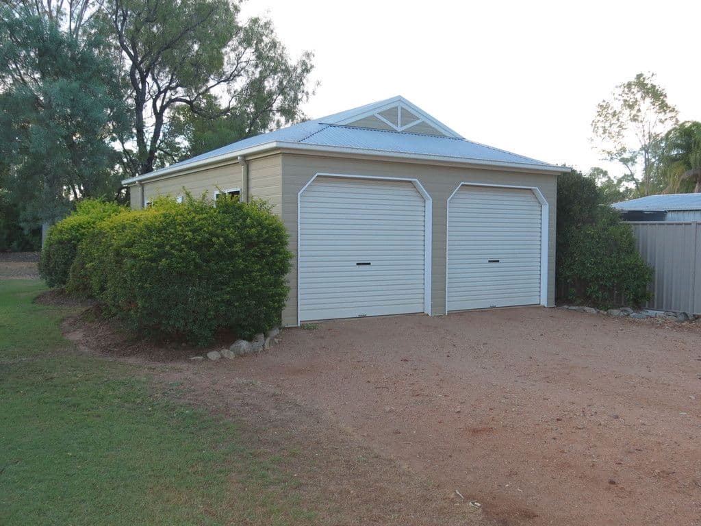 49 Slack Drive, Emerald QLD 4720, Emerald - Thumbnail 3
