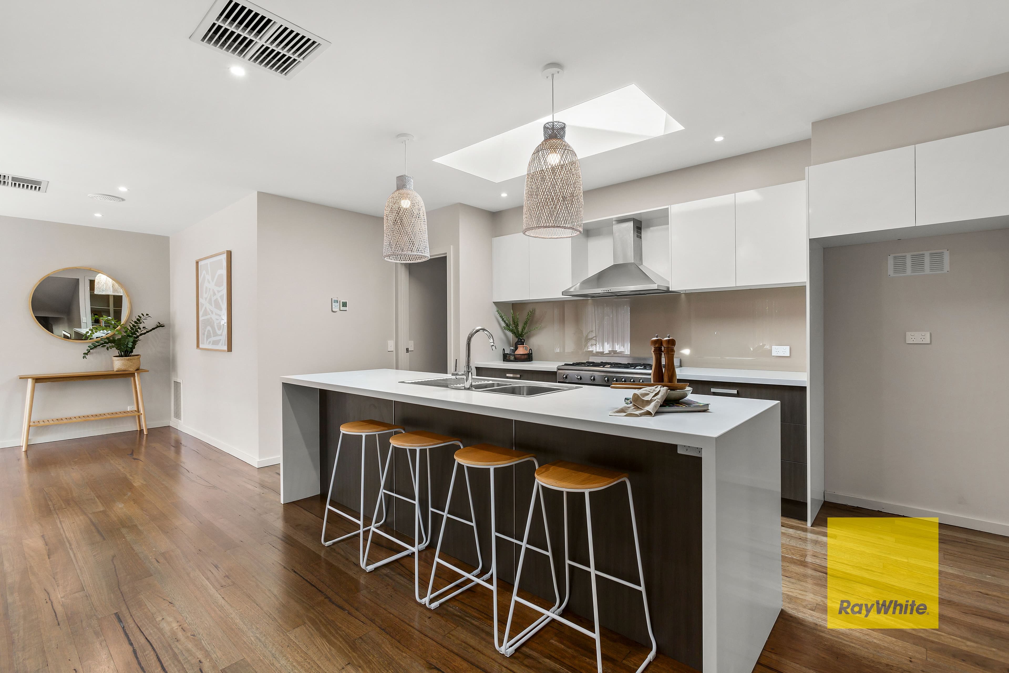 24 Valencay Avenue, Highton VIC 3216, Highton - Thumbnail 4