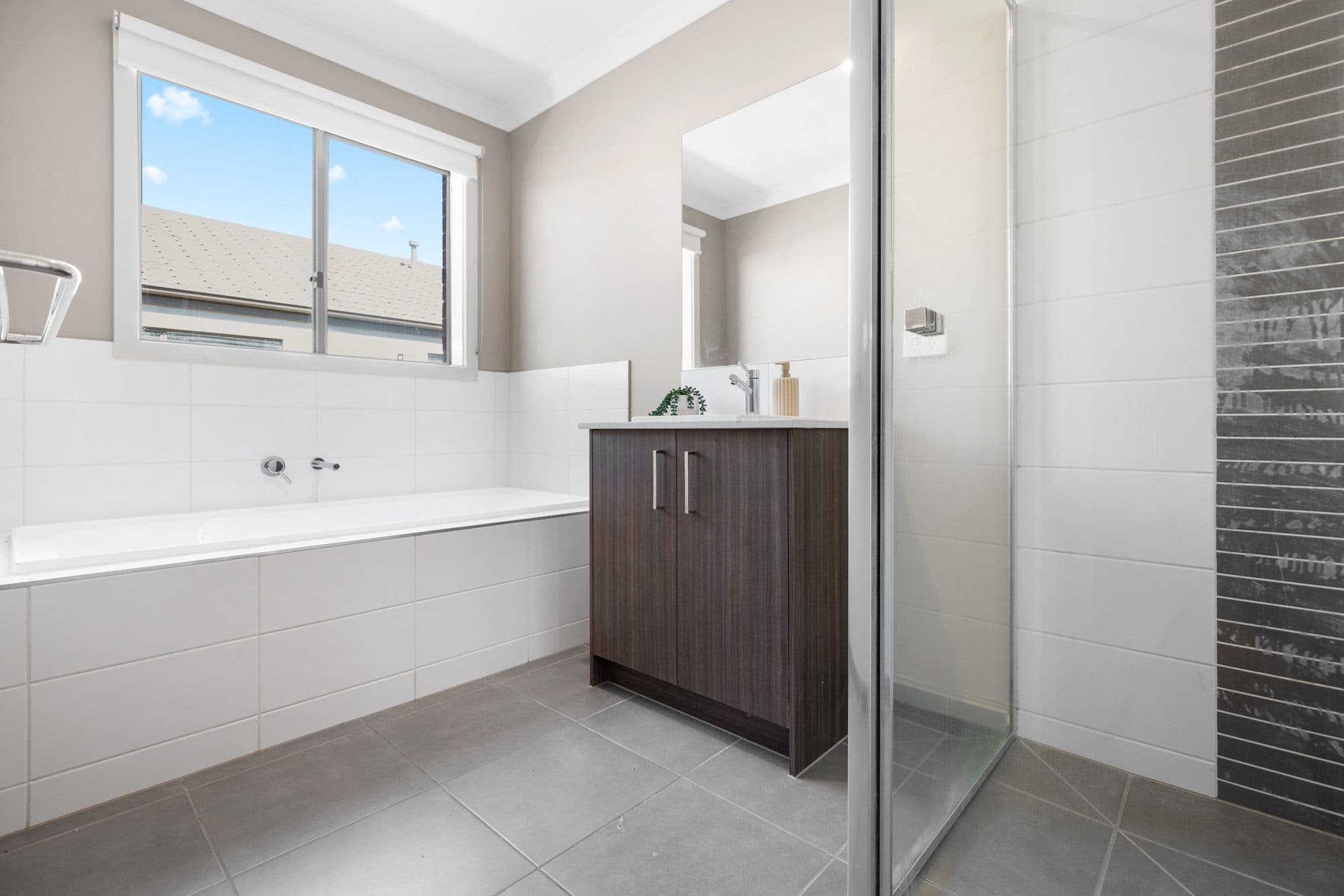 42 Stonecrop Way, Wyndham Vale VIC 3024, Wyndham Vale - Thumbnail 3
