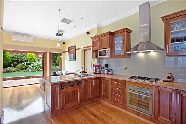 8 Melville Road, PASCOE VALE SOUTH VIC 3044, Pascoe Vale South - Thumbnail 6